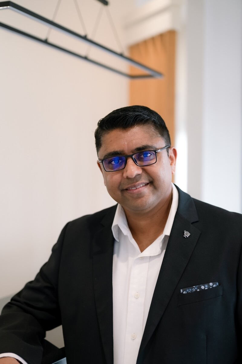 Beacon Physiotherapy Team Nirav Vora Beacon Physiotherapy Team Nirav Vora